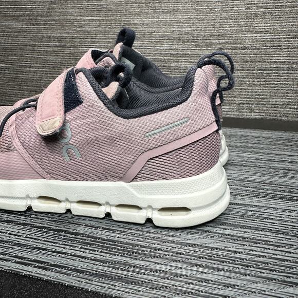 On Cloud Play Sneakers Kids Shoes Size K13 Pink Zephyr White 3KD11431210 - Picture 2 of 16